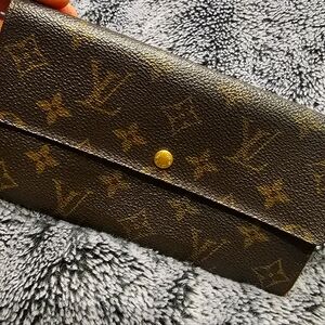 Louis Vuitton wallet